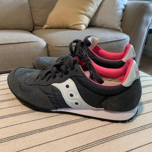 Saucony originals sneakers - never worn